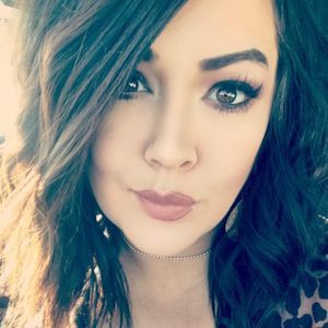 Meet your Posher, Lacey